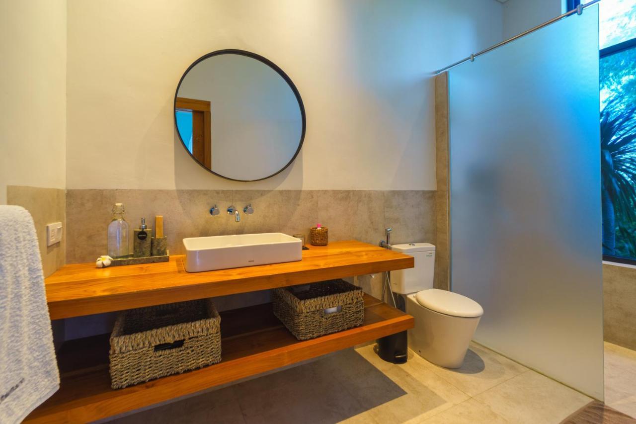 Villa Utamaro Bumbang Екстериор снимка